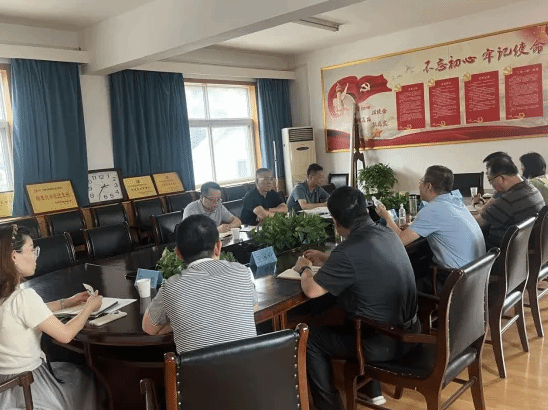 中陜核集團黨委副書記、總經(jīng)理范明一行赴利君集團康樂制藥公...